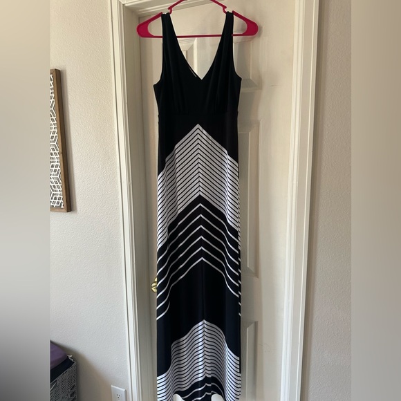 Maxi dress. Like new. - Picture 1 of 2